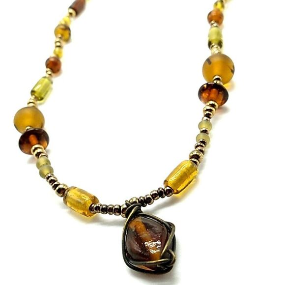 Topaz-Amber Glass Beaded Necklace with Gold-tone beads - Picture 9 of 9